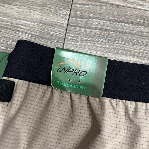 Unipro joggers. Size L. NWT - Picture 7 of 7